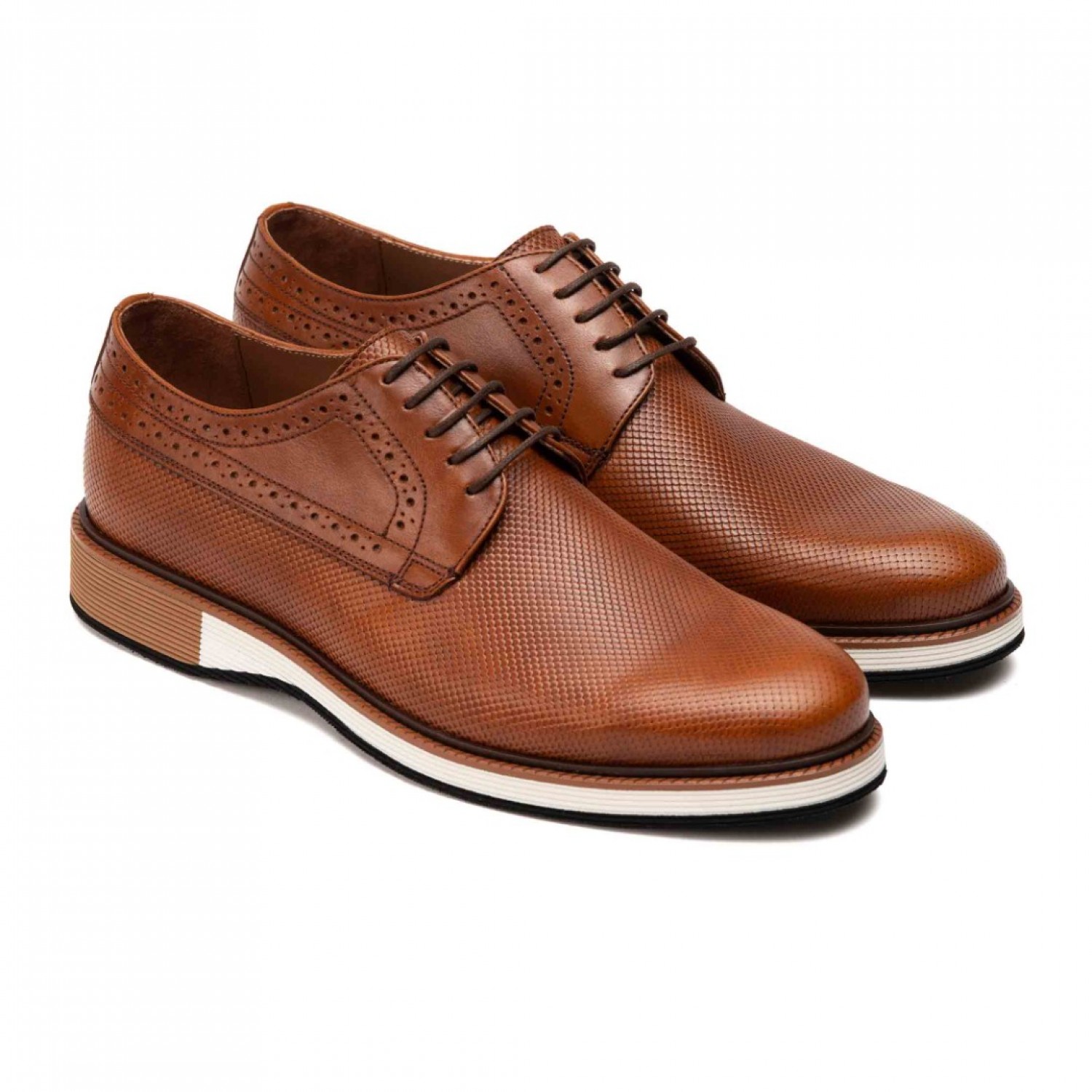 SPLIT LEATHER SHOES IN CONTRAST SOLE
