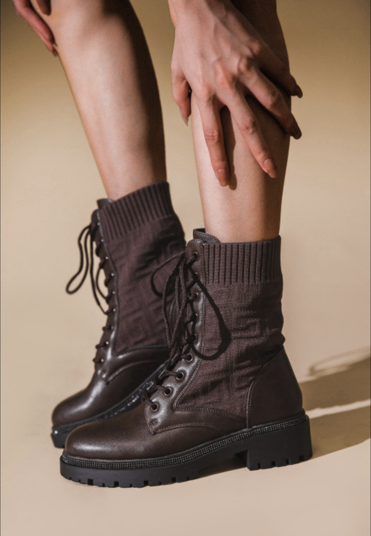 ANKLE BOOT LACE UP