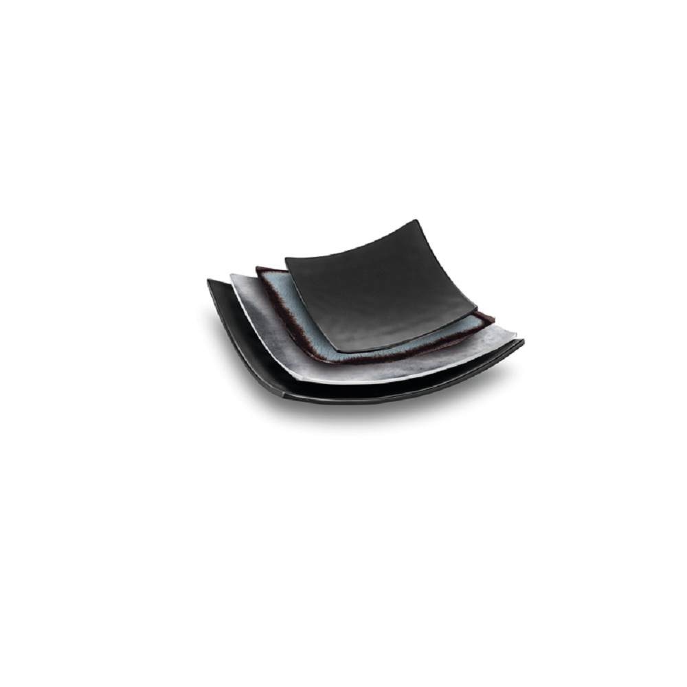 BNOV – WAVY SQUARE MELAMINE PLATE BLACK 19 x 19 CM