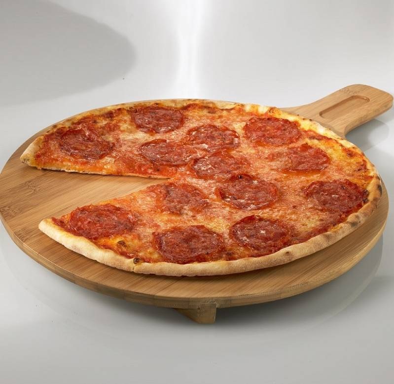 LEONE – BAMBOO ROUND PIZZA BOARD 35 CM WITH HANDLE