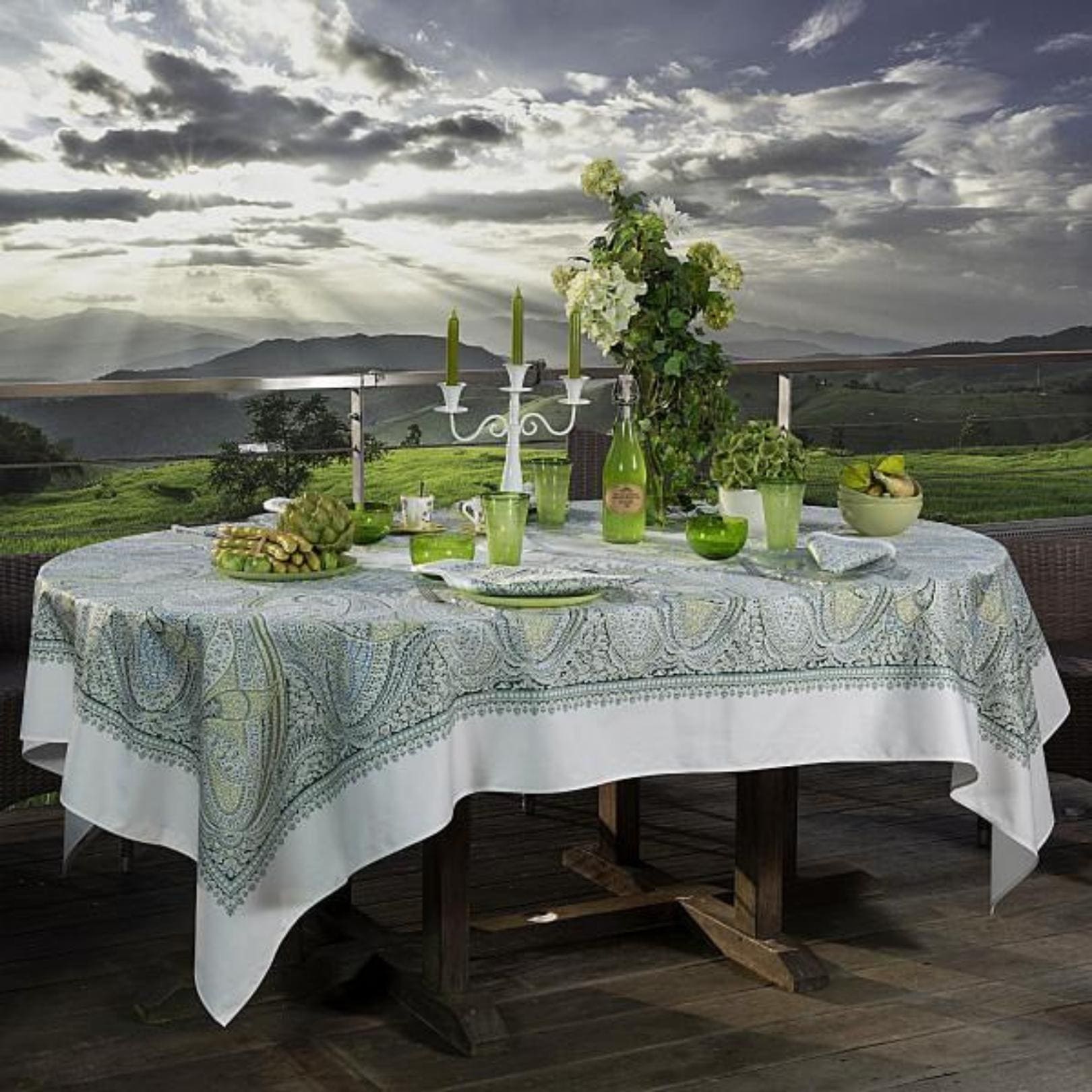 Tablecloth Ceylan 2 lime green 170×170 cm Beauville