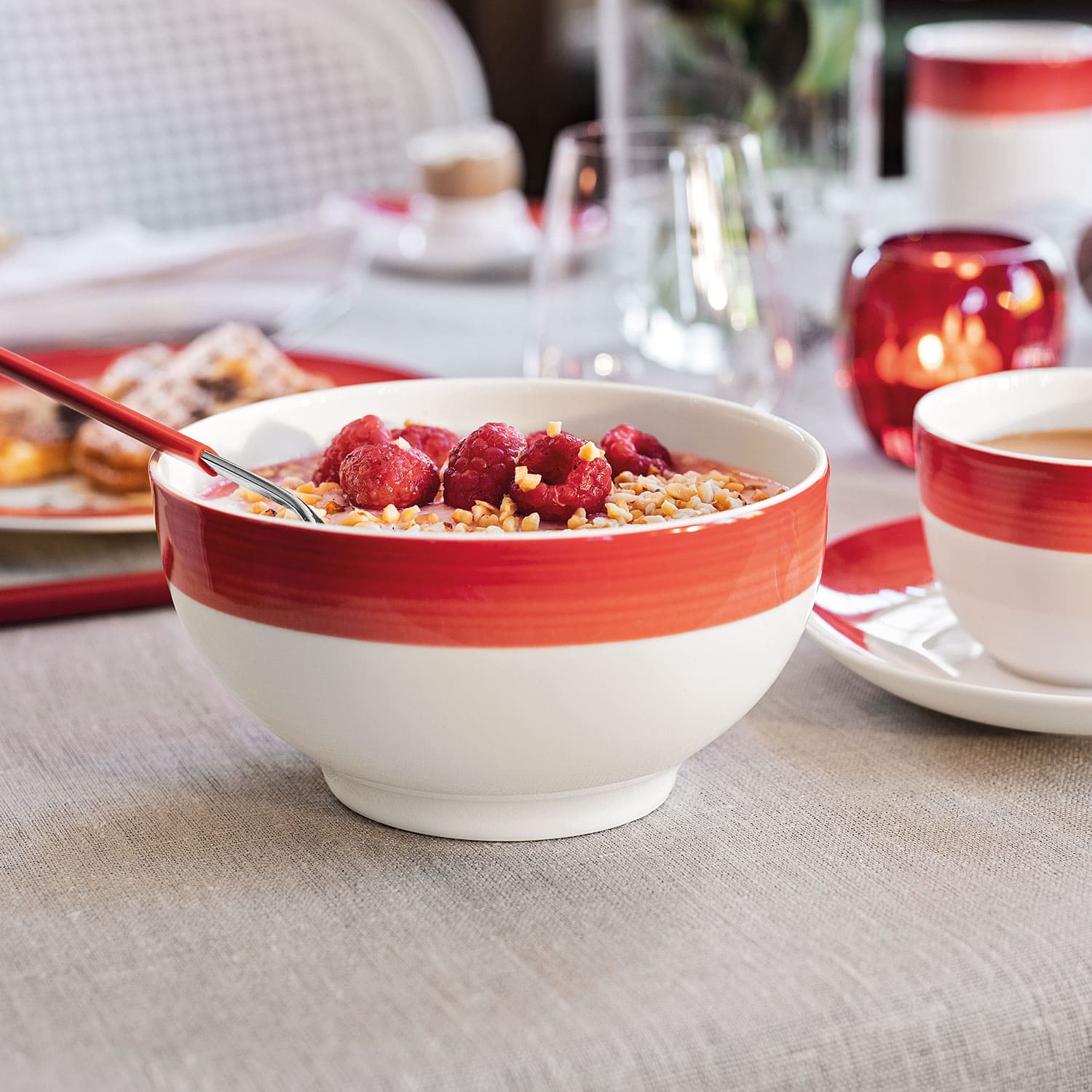 Colourful Life french bowl Deep Red VilleroyBoch - 3F Group