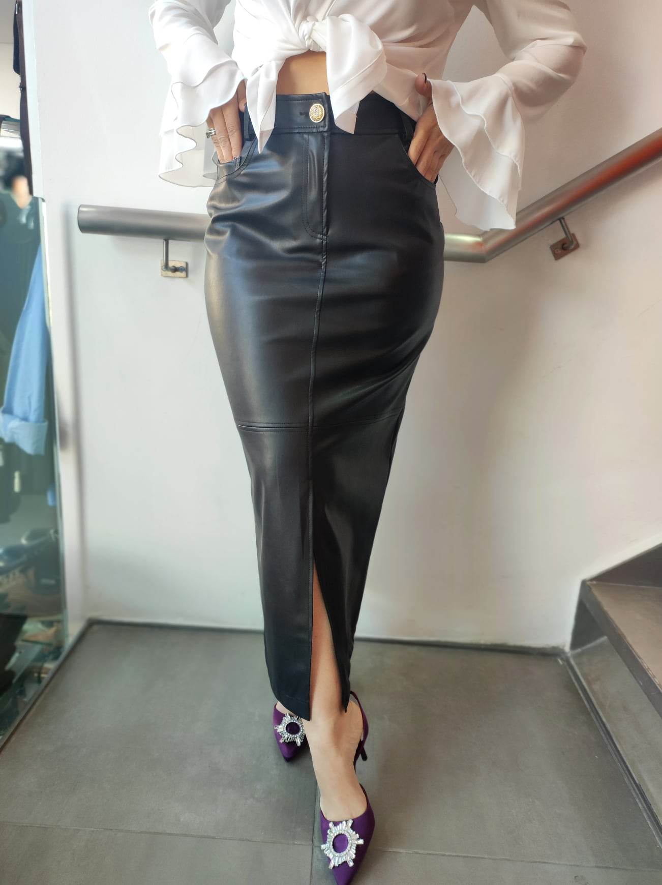 Black leather 3/4 on sale skirt