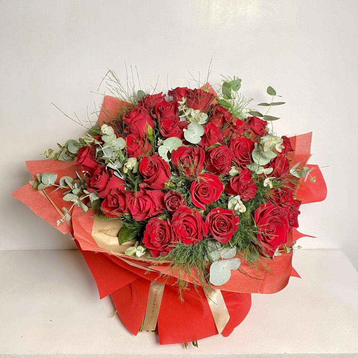 HUGE RED ROSES BOUQUET
